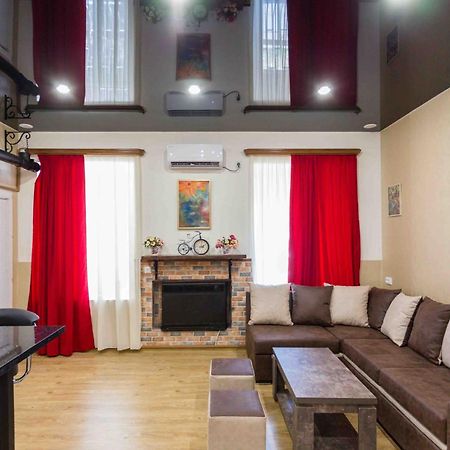 Tasyaker Art House - Old Tbilisi Apartment Bagian luar foto